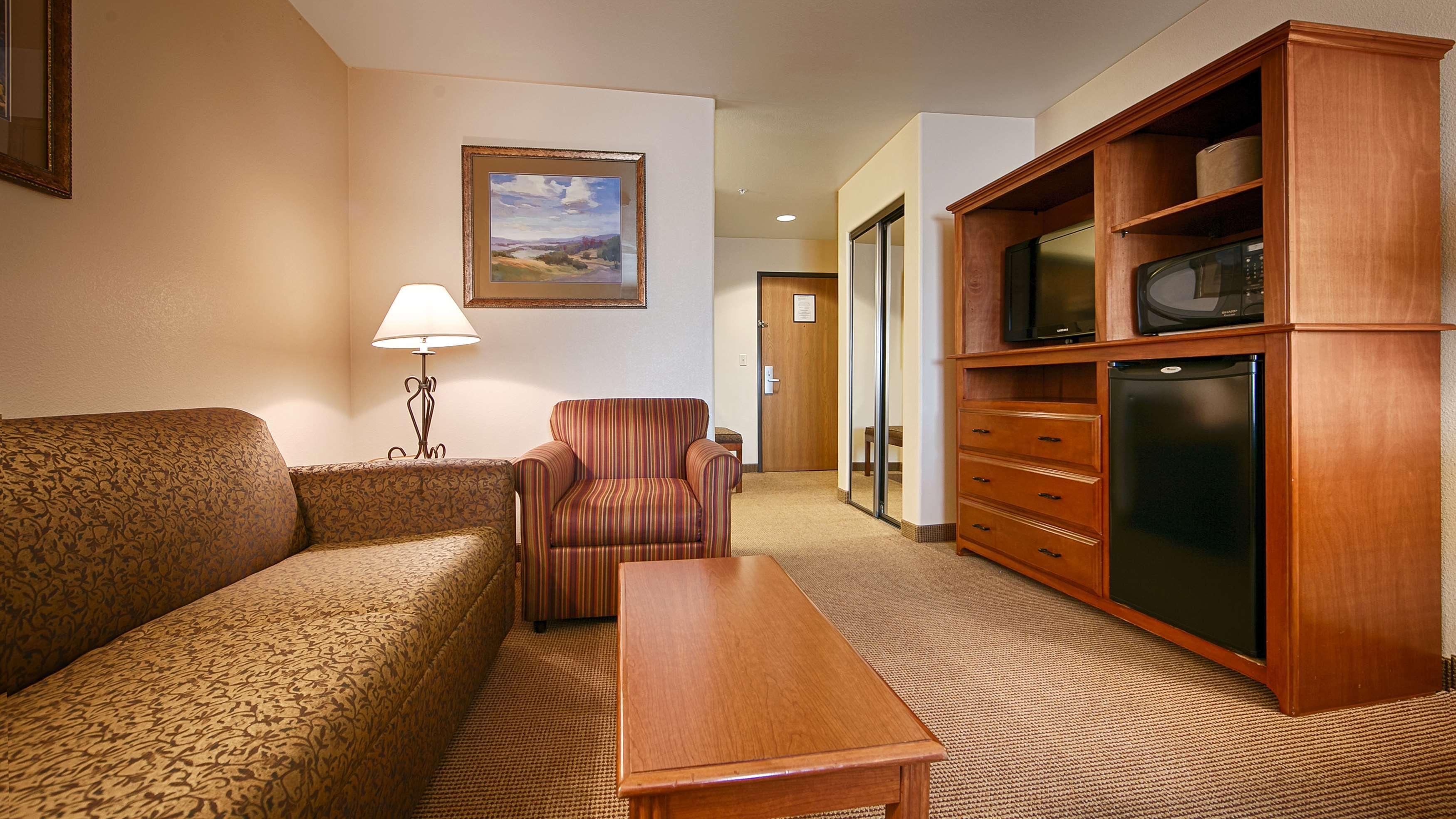Best Western Territorial Inn And Suites Bloomfield Buitenkant foto