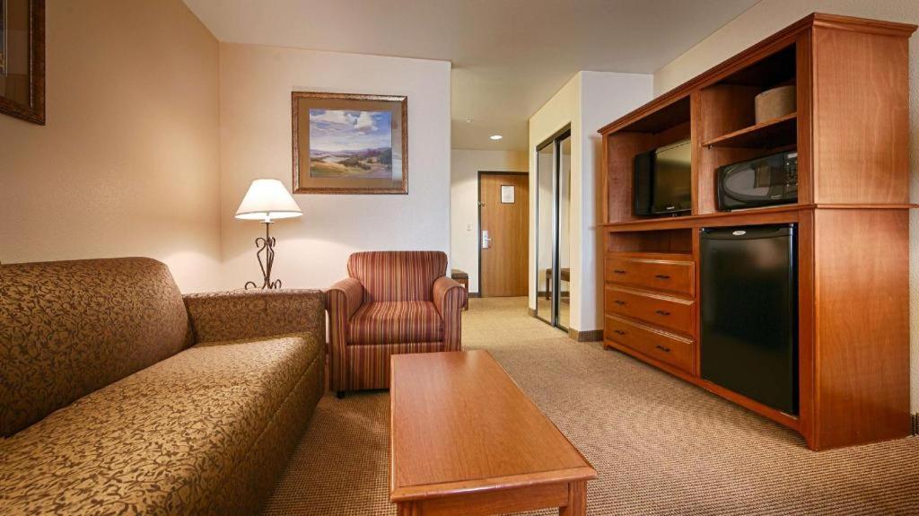 Best Western Territorial Inn And Suites Bloomfield Buitenkant foto