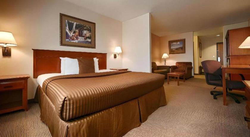 Best Western Territorial Inn And Suites Bloomfield Buitenkant foto