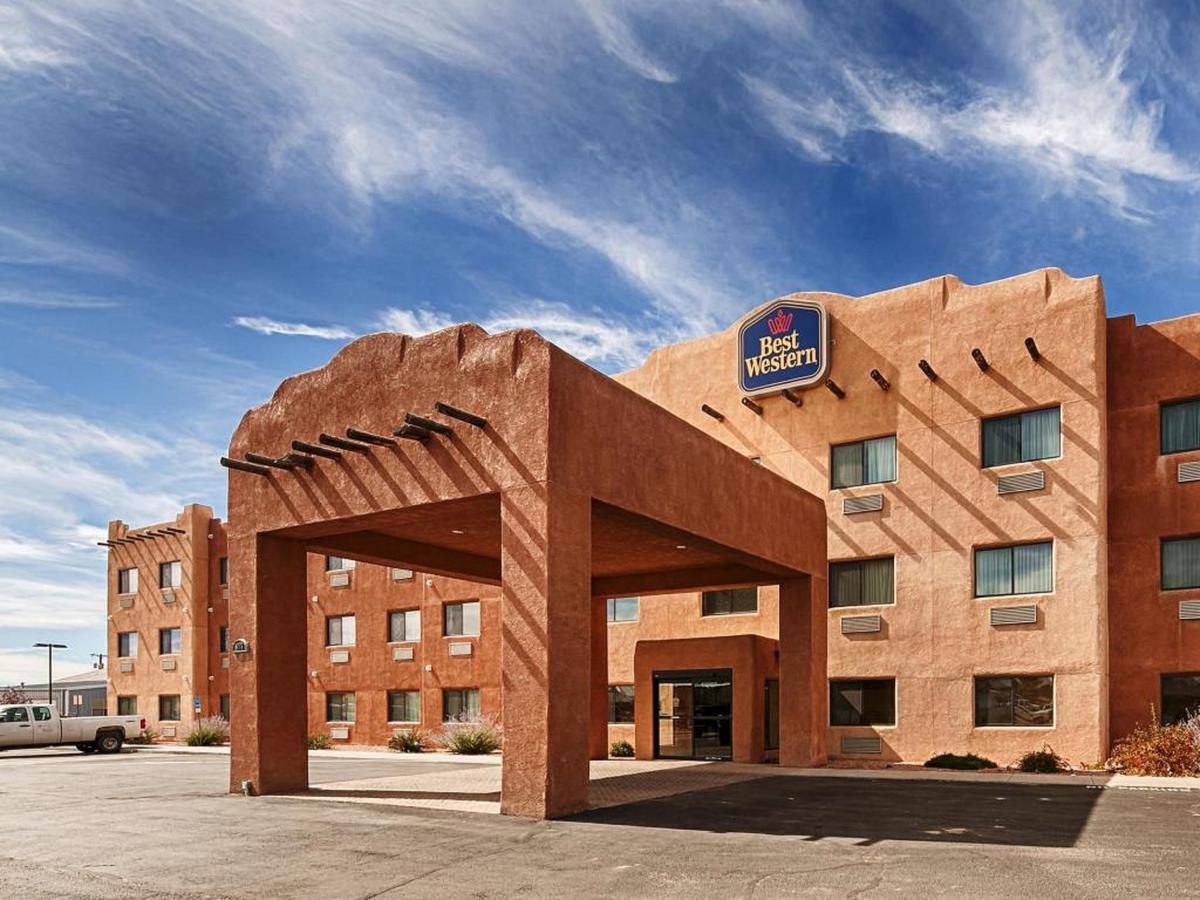 Best Western Territorial Inn And Suites Bloomfield Buitenkant foto